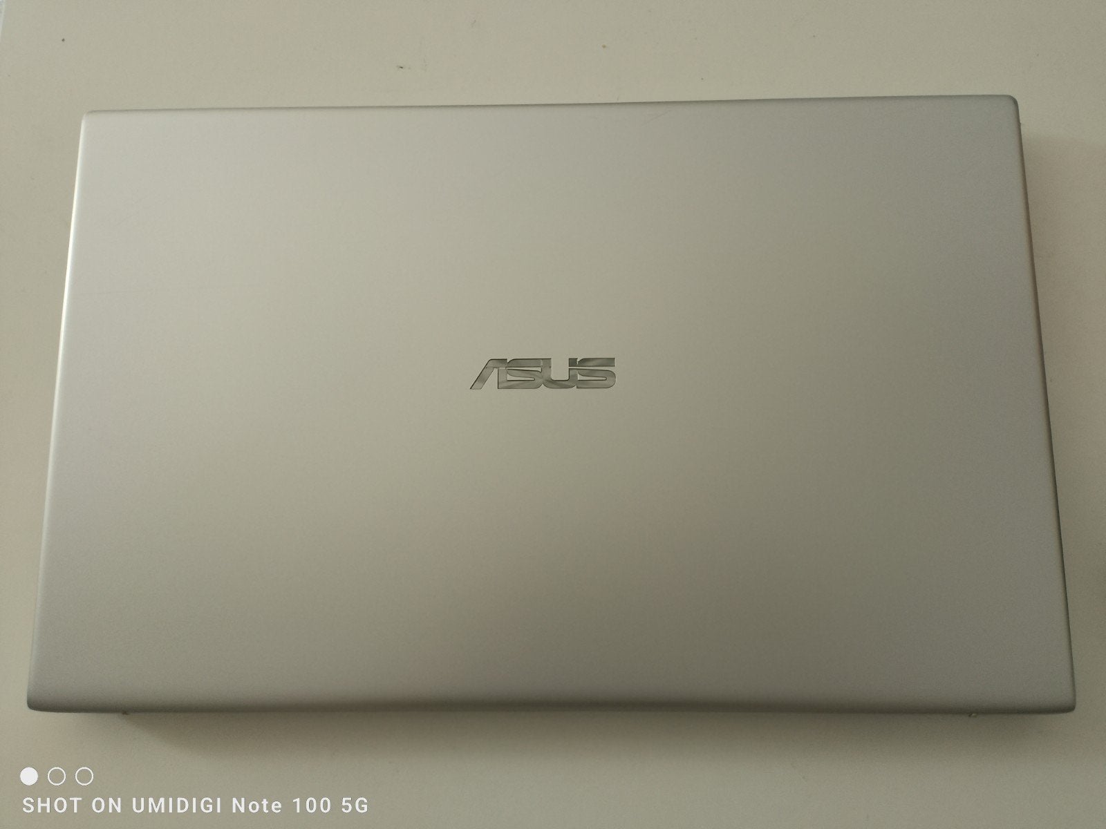 Asus vivoBook AMD Athlon Silver 8gb ram 238ssd win 11 17inch, Ophalen, AMD Athlon Silver 3050U, 256 GB, Met videokaart