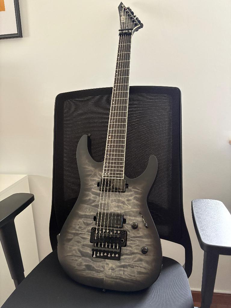 ESP LTD M-1007B QM Charcoal Burst Satin, Musique & Instruments, Instruments à corde | Guitares | Électriques, Enlèvement, Comme neuf
