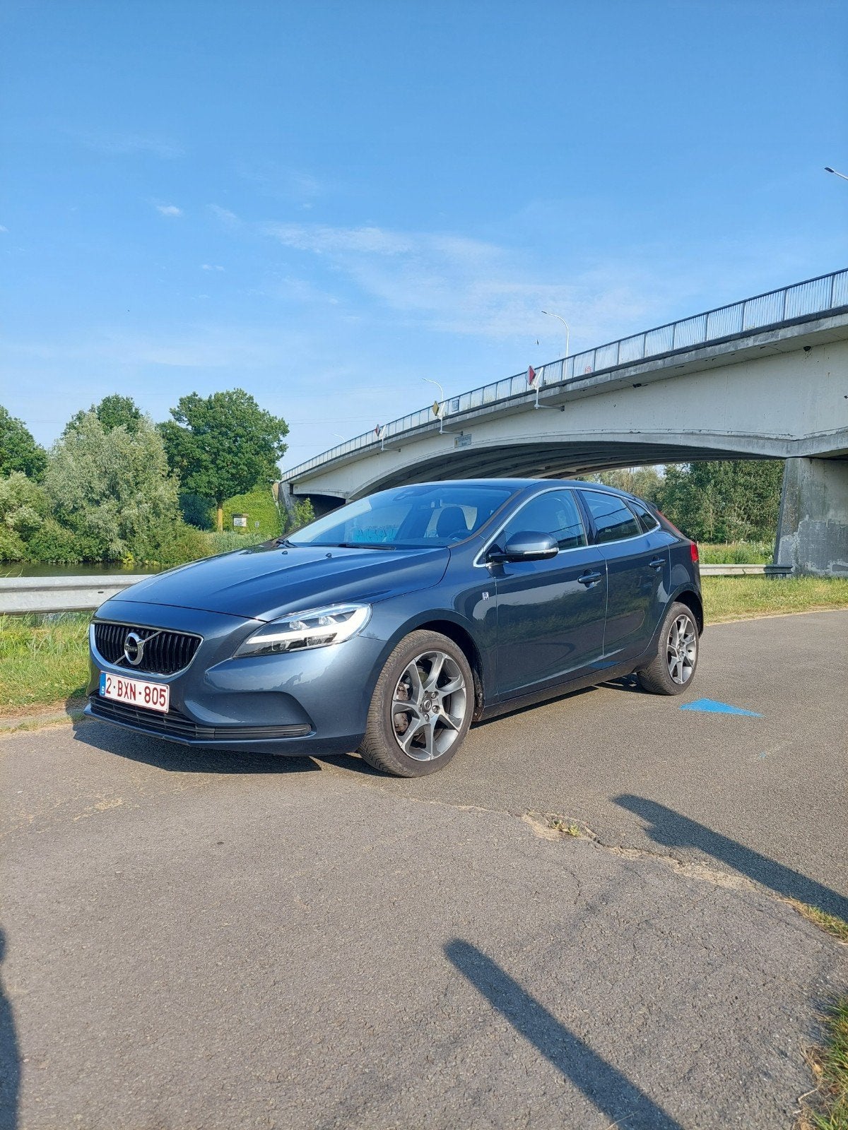Volvo V40 Ocean Race + Winterpack - Blanco gekeurd verkoop!, Auto's, Voorwielaandrijving, 4 cilinders, Blauw, Leder
