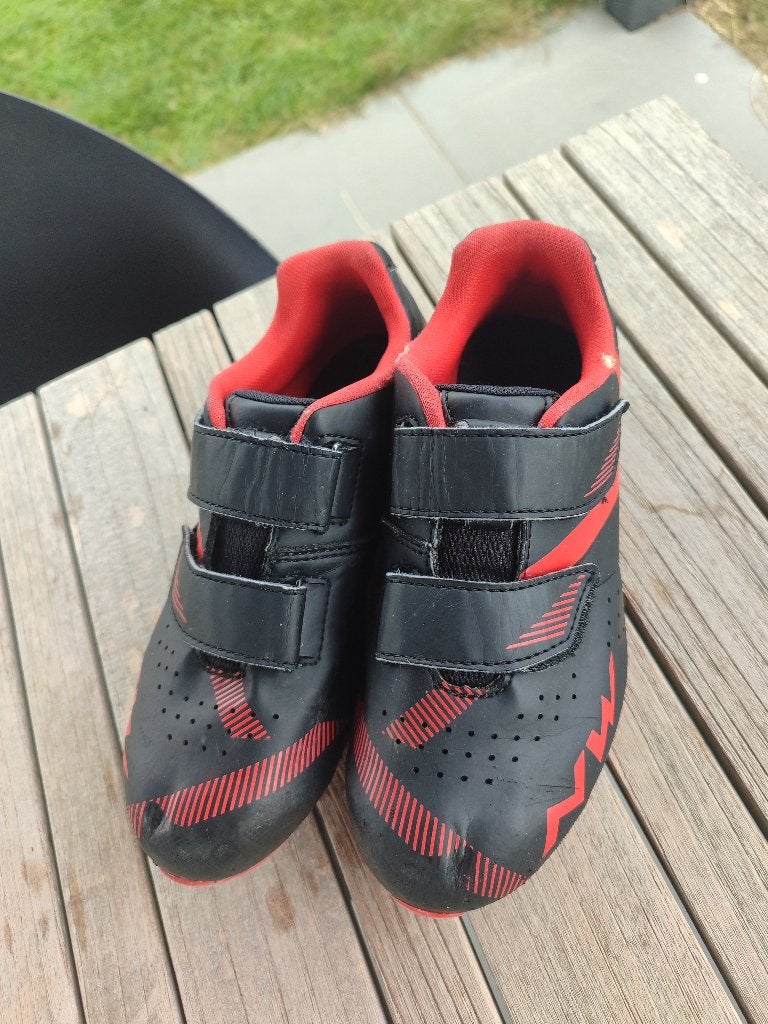 Chaussures VTT Northwave taille 35, Enlèvement ou Envoi, Autres tailles, Utilisé, Chaussures