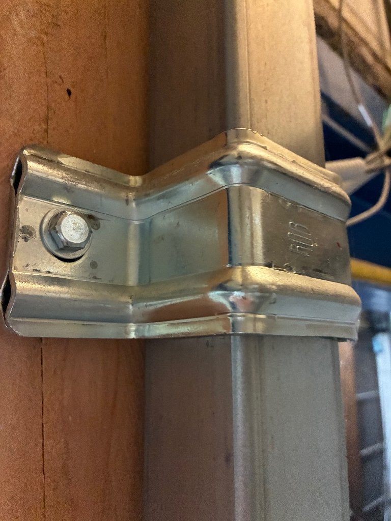 Attaches voor rail type 130, Ophalen, Zo goed als nieuw