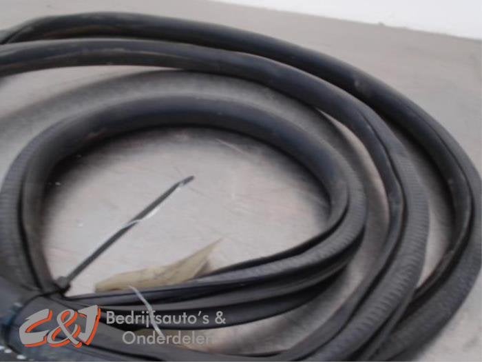 Portierrubber 2Deurs links van een Peugeot Expert, Gebruikt, -, -, Ophalen of Verzenden