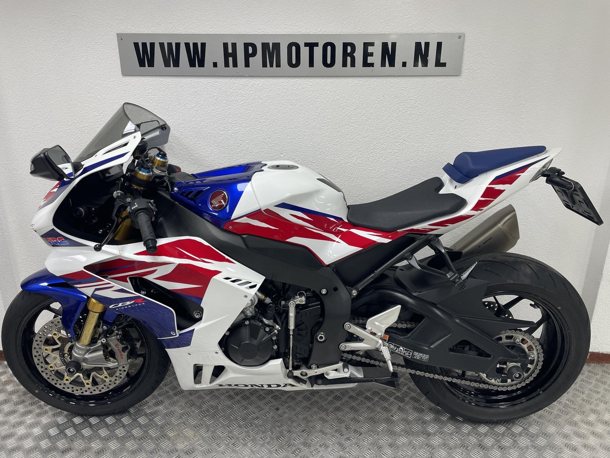 Honda CBR 1000 RR SP HRC FIREBLADE 30 TH ANNIVERSARY ABS, Motoren, Rivium Boulevard 222-11
2909 LK  Capelle aan den Ijssel, NL