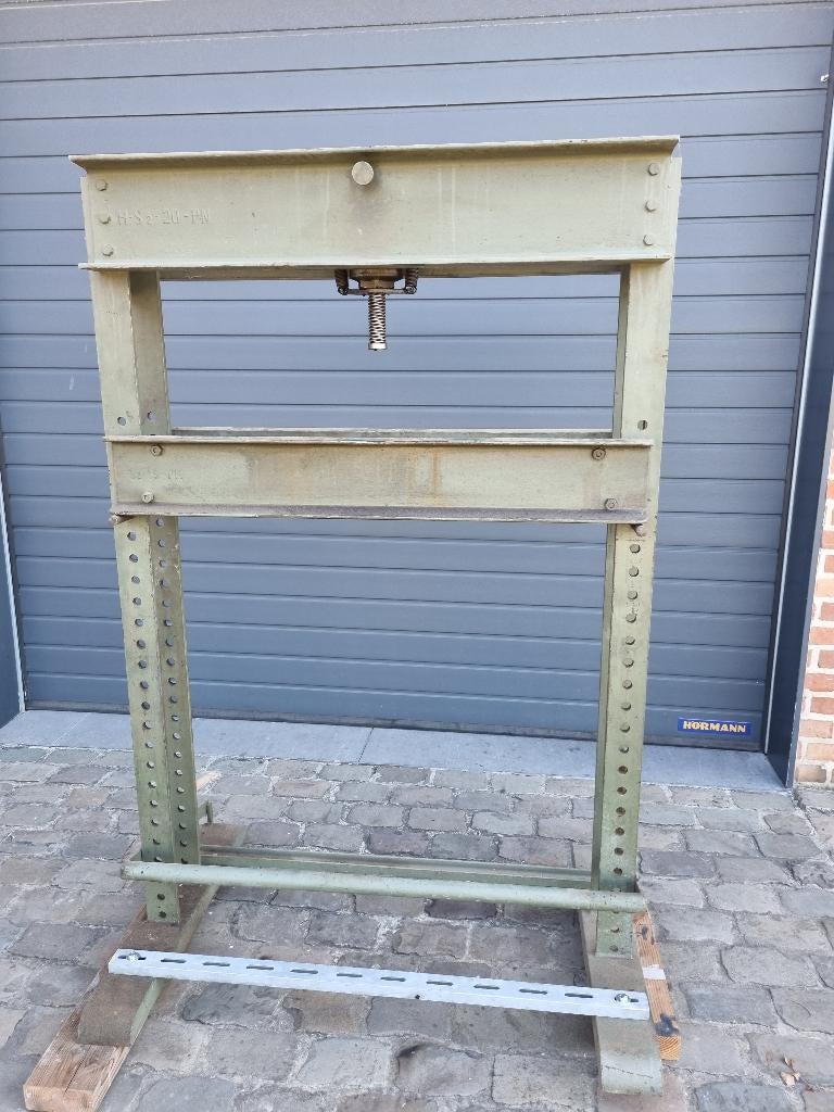 hydraulische pers, Zakelijke goederen, Ophalen