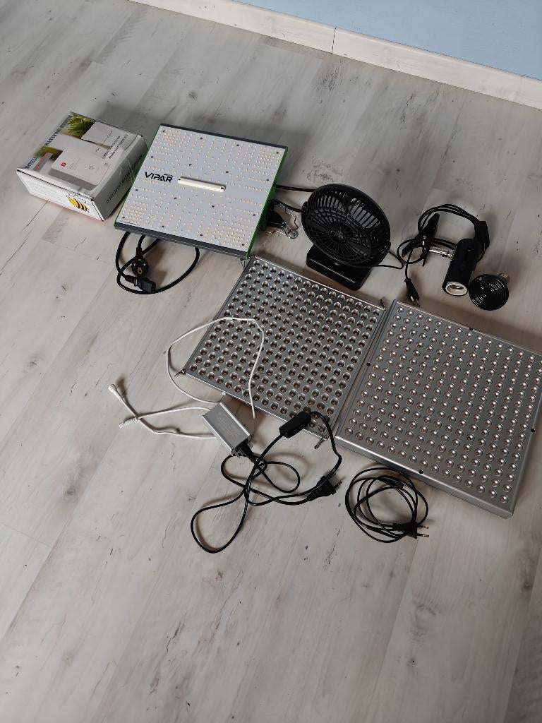 kweeklampen + accessoires, Ophalen, Gebruikt, Overige typen