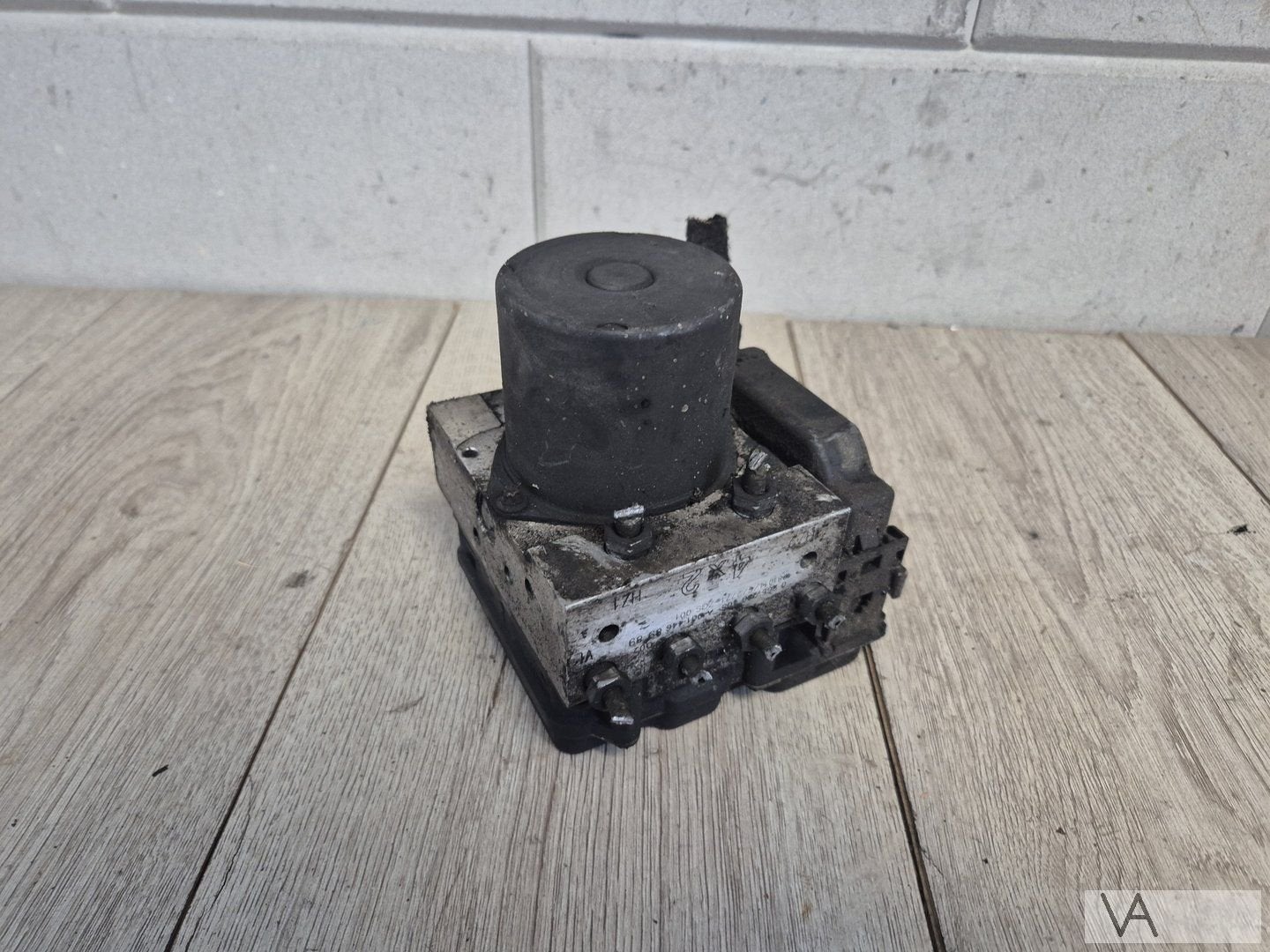 ABS pomp van Mercedes Vito W638 2007 - 2011 a0014468989 €50, Utilisé, -, -, Enlèvement ou Envoi