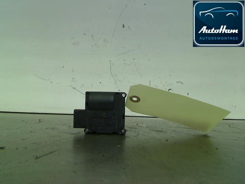 RADIATEUR SOUPAPE MECANIQUE Audi A6 (C6) (|4F0820511A|), Utilisé, Audi