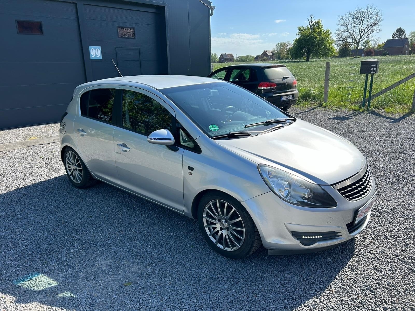 Opel Corsa 1.2 Essence Euro 5 12/2010 5portes Sièges chauffa, Auto's, Opel, Euro 5, Bedrijf, Centrale vergrendeling, Corsa