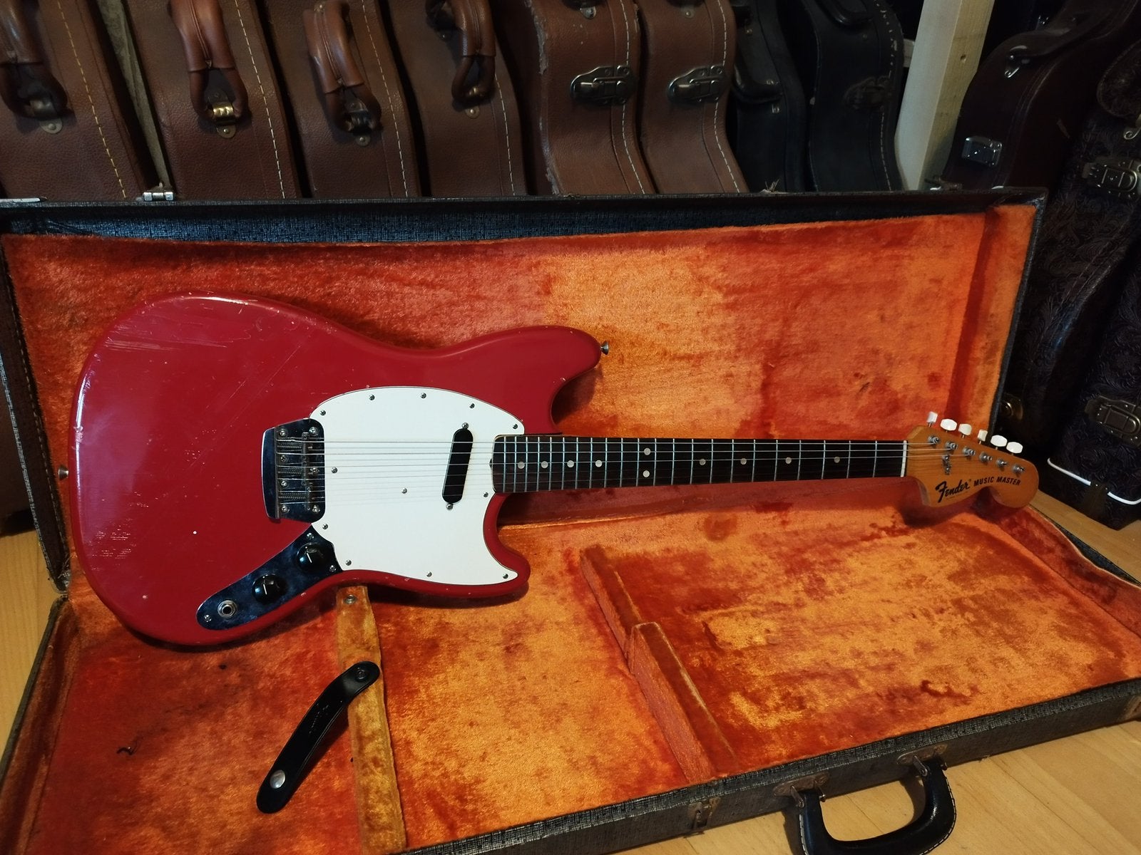 Fender Musicmaster vintage 1974, Muziek en Instrumenten, Snaarinstrumenten | Gitaren | Elektrisch, Ophalen, Zo goed als nieuw