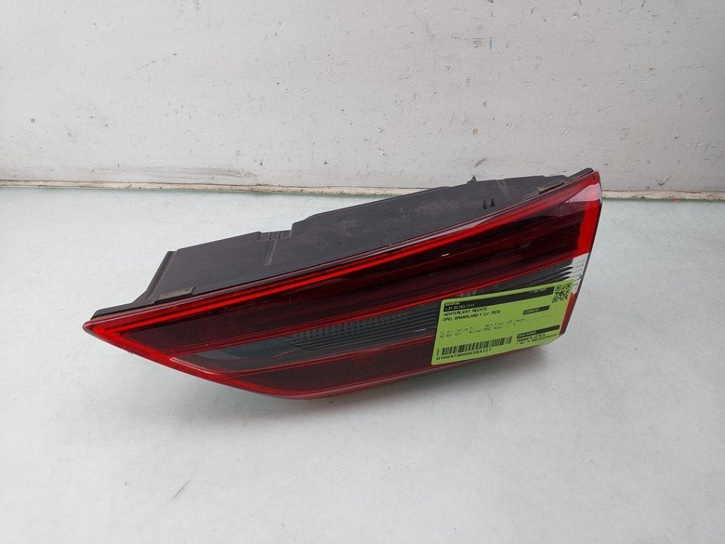 FEU ARRIÈRE DROIT Opel Grandland (X) (|9846768080|), Autos : Pièces & Accessoires, Opel, Opel Automobile GmbH, Utilisé, Kontakt-opel@opel.com