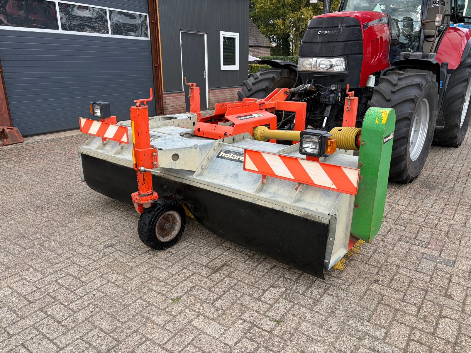 Holaras veegmachine, Zakelijke goederen, Landbouw | Werktuigen, Ophalen