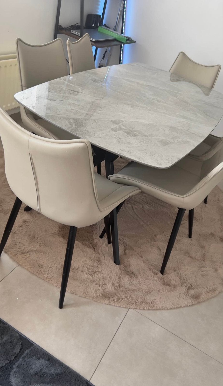 Marmeren eettafel (150x90) met 6 lederen stoelen, Enlèvement, Utilisé, Cinq personnes ou plus, O