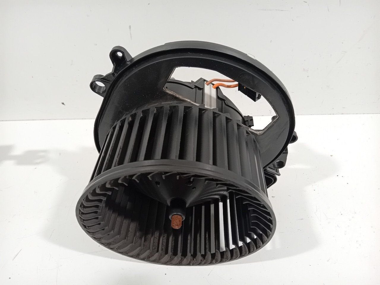 Kachel ventilator motor BMW 3 serie, BMW, Onderdelen@venauto.nl, Van der Ven Autorecycling B.V., Ettenseweg 76, 4706 PB Roosendaal, The Netherlands