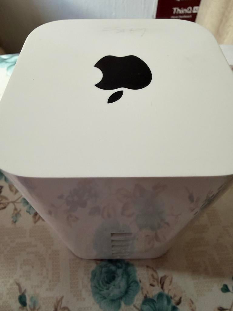 Airport time capsule/airportextreme, Computers en Software, Ophalen, Zo goed als nieuw