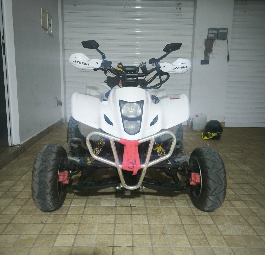 Lutz 400, Motos