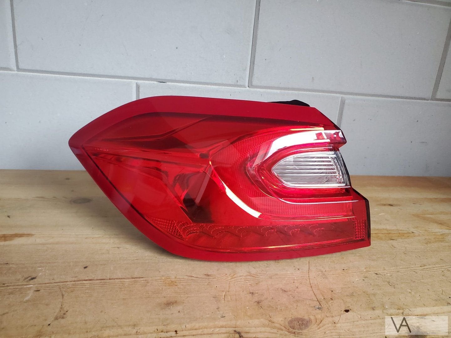 Ford Fiesta 2017 - 2023 LED achterlicht links nette staat, Gebruikt, -, -, Ophalen of Verzenden