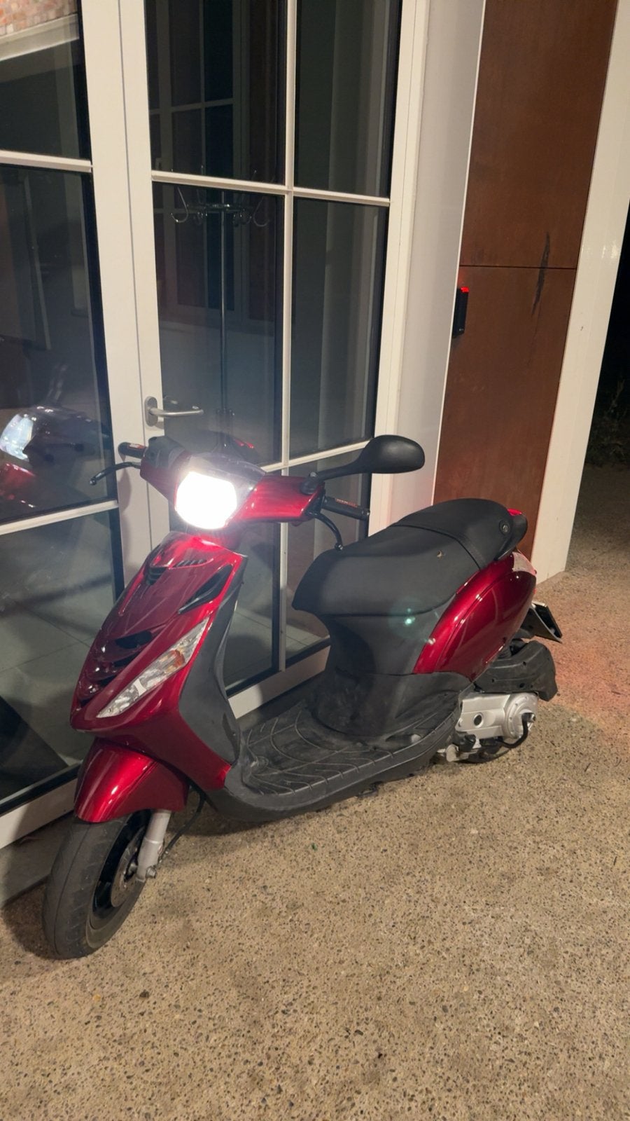 Piaggio zip 4t iget, Fietsen en Brommers, Scooters | Piaggio, Ophalen, Zip, Klasse A (25 km/u), Zo goed als nieuw