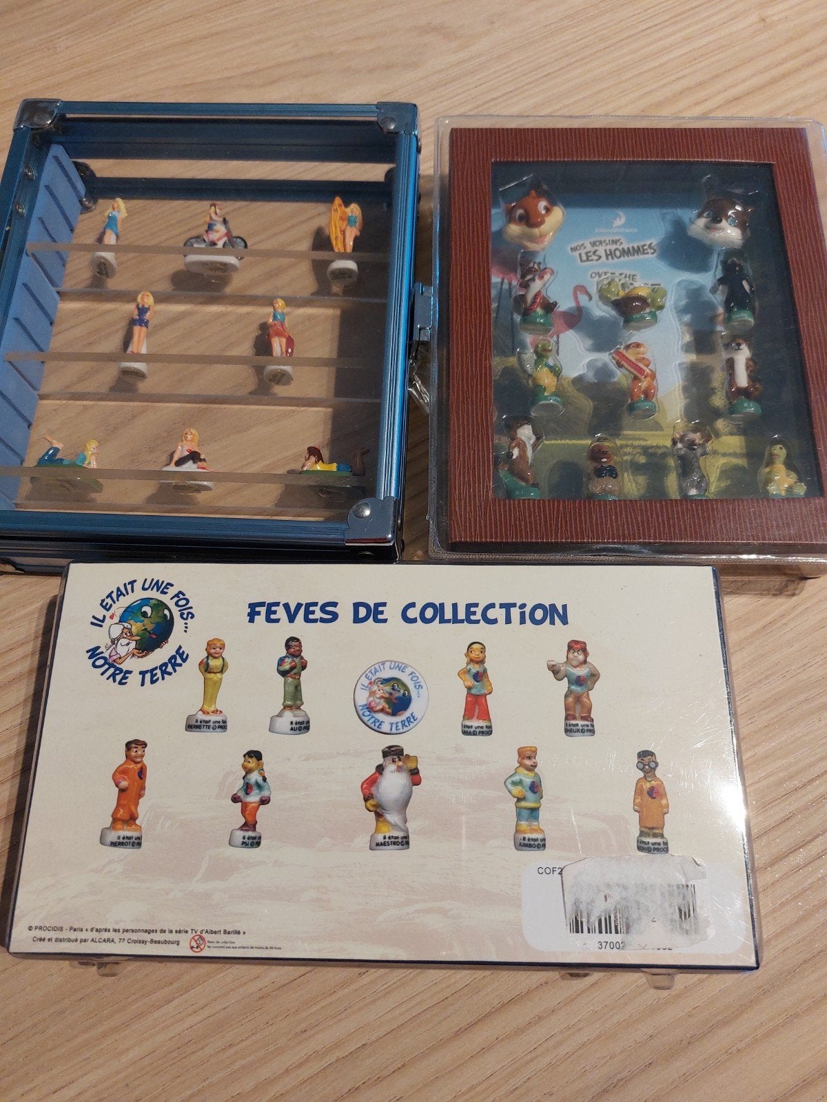 Lot de 3 boîtes de feves et 14 couronnes, Enlèvement ou Envoi