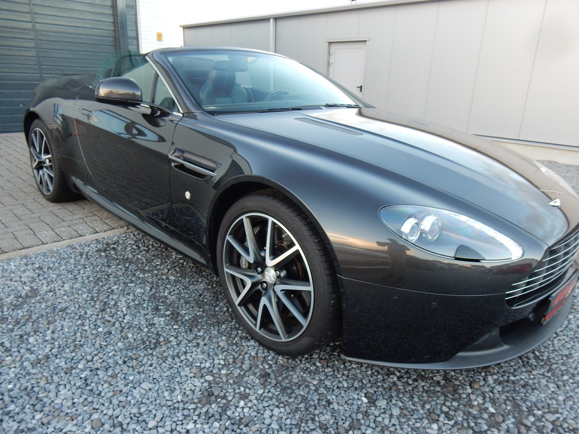 Aston Martin V8 Vantage Roadster 425pk sportshift 2 ! 56000k, Autos, Cuir, Euro 5, Entreprise, Carnet d'entretien