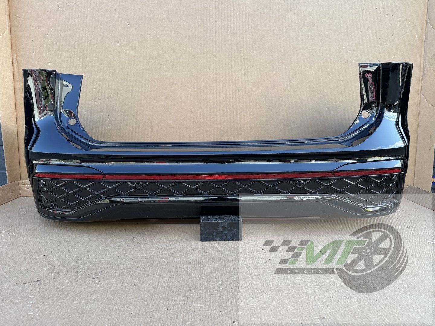 Vw Tiguan RLine CT1 achterbumper 571807521B LY9T BLACK rear, - kundenbetreuung@volkswagen.de, Gebruikt, Volkswagen, Herkomst onderdeel bekend