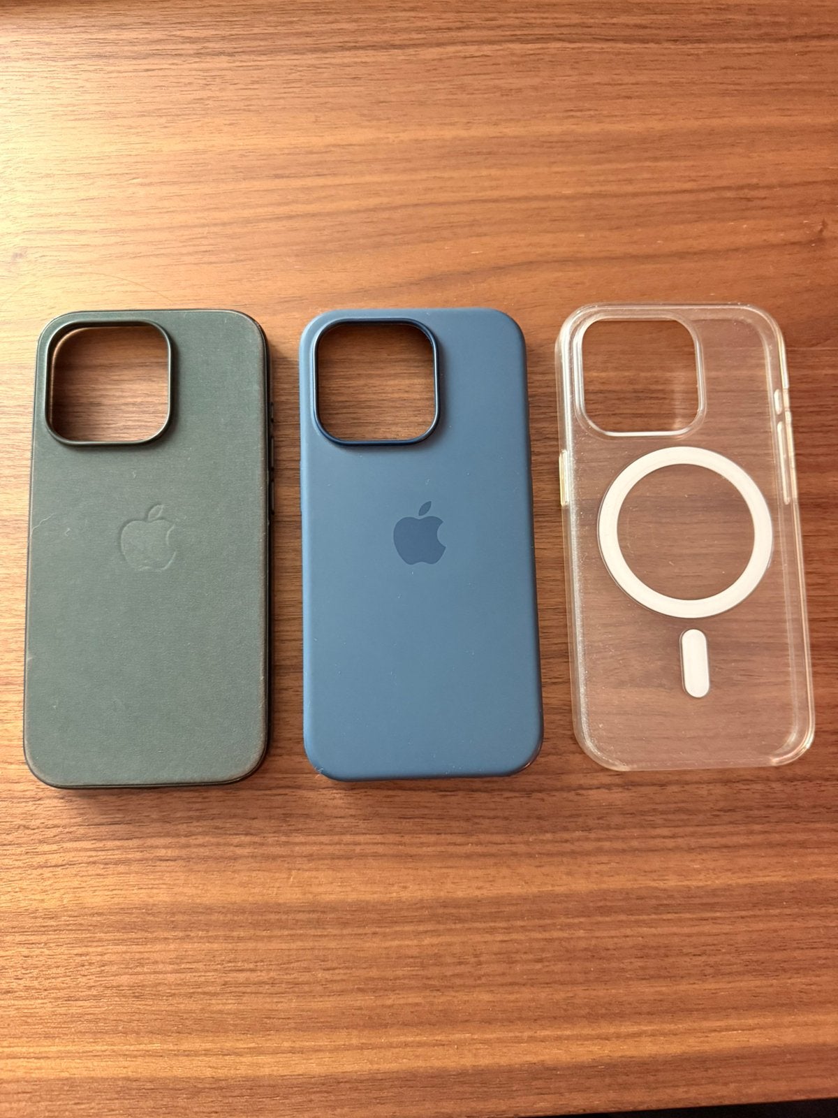 3x Originele Apple hoesjes voor iPhone 15 Pro, Ophalen, Gebruikt, MagSafe, Apple