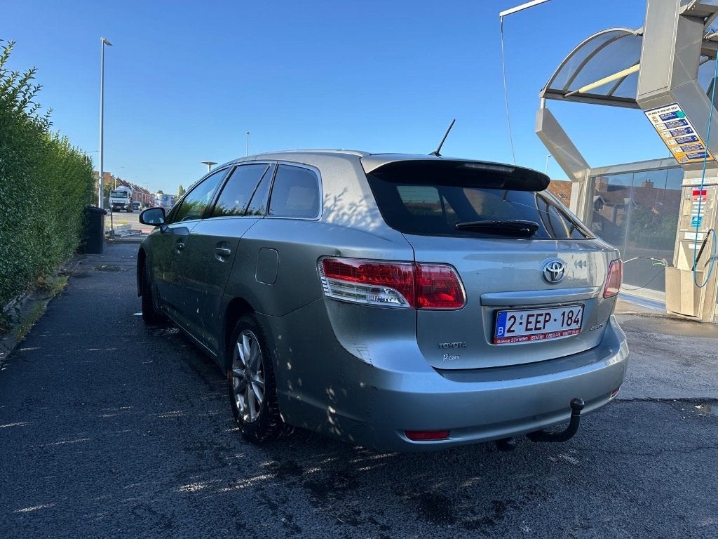 Toyota Avensis diesel 2011 249 000 km, Achat, Avensis, Boîte manuelle, Capteur de lumière