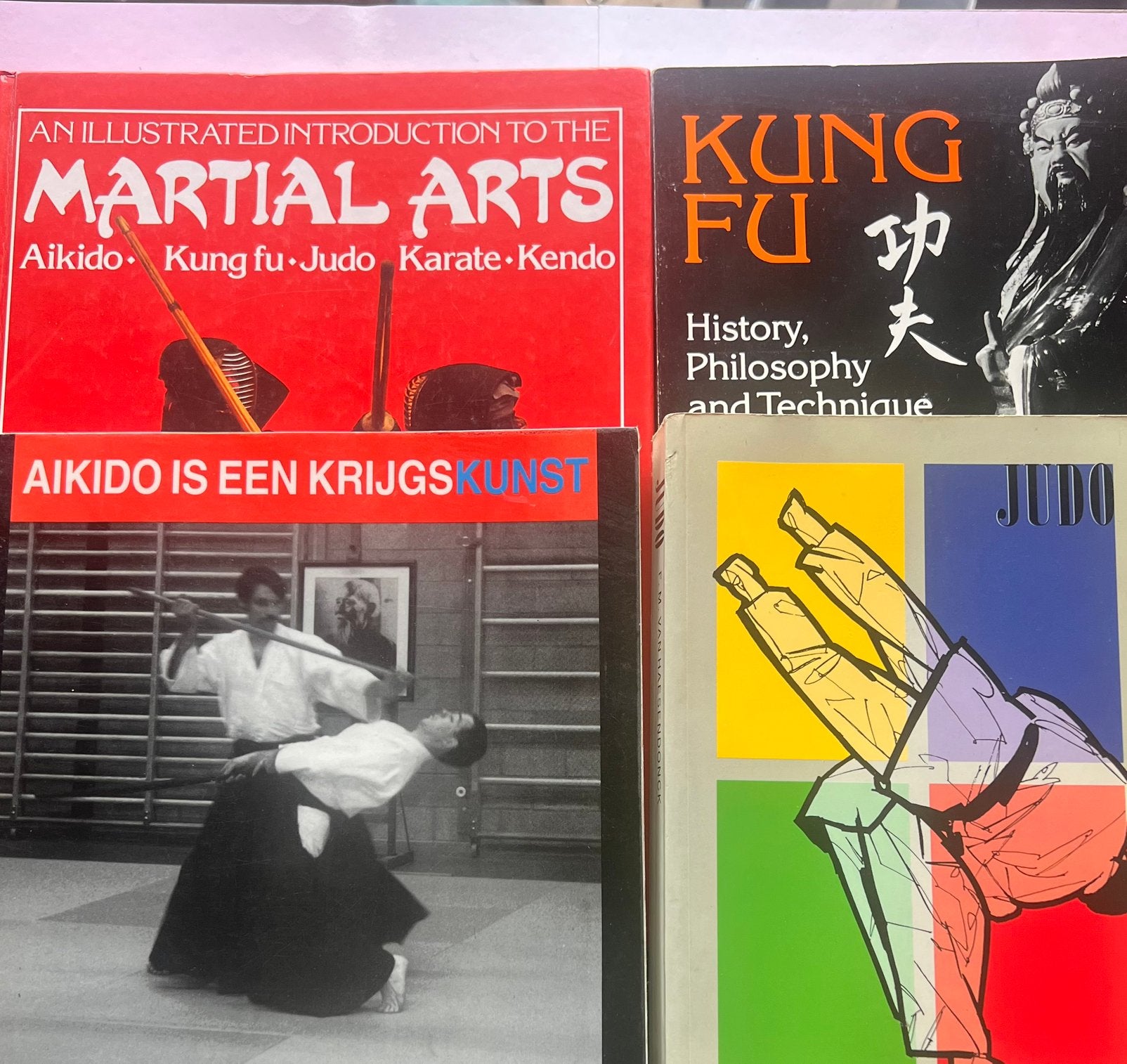 Gevechtsport boeken, Boeken, Sportboeken, Zo goed als nieuw, Vechtsport, Ophalen of Verzenden