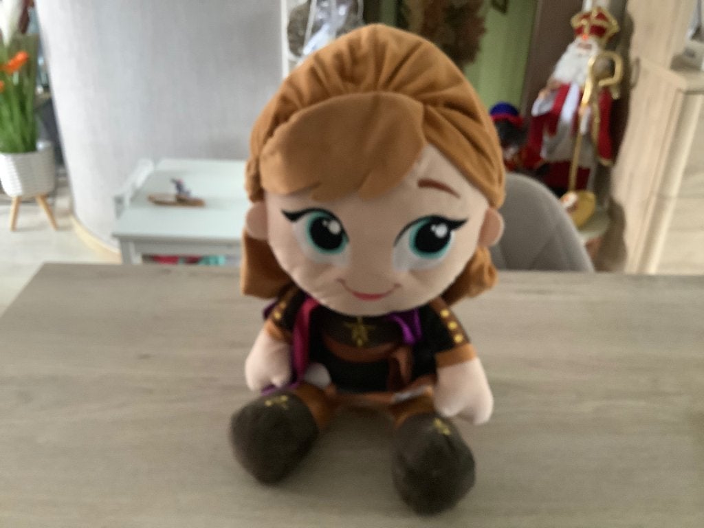 Personnage en peluche Disney La Reine des neiges II Anna, Enfants & Bébés, Autres marques, Comme neuf, Moyen (20 à 80 cm), Autres types