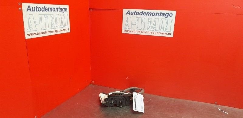 SERRURE DE PORTE RODS ARRIÈRE DROIT Volkswagen Polo V (6R), Volkswagen, Volkswagen AG, Utilisé, Kundenbetreuung@volkswagen.de