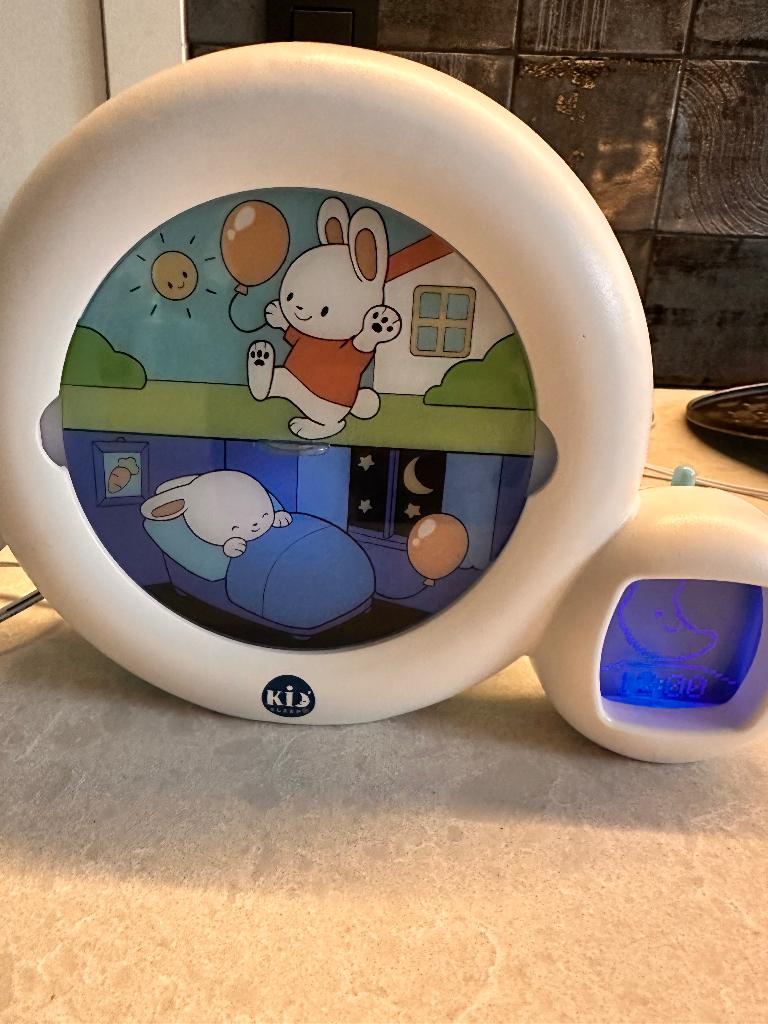 Kidsleep Moon - Nachtlampje/Slaaptrainer - Met muziek, Ophalen, Gebruikt, Digitaal