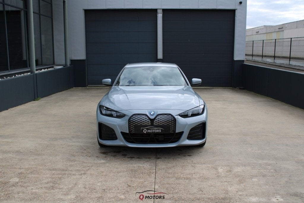 BMW i4 i Gran Coupe eDrive35 M/LED/CAMERA/CARPLAY/GARANTIE, Autos, Achat, Ordinateur de bord, Entreprise, Entretenue par le concessionnaire