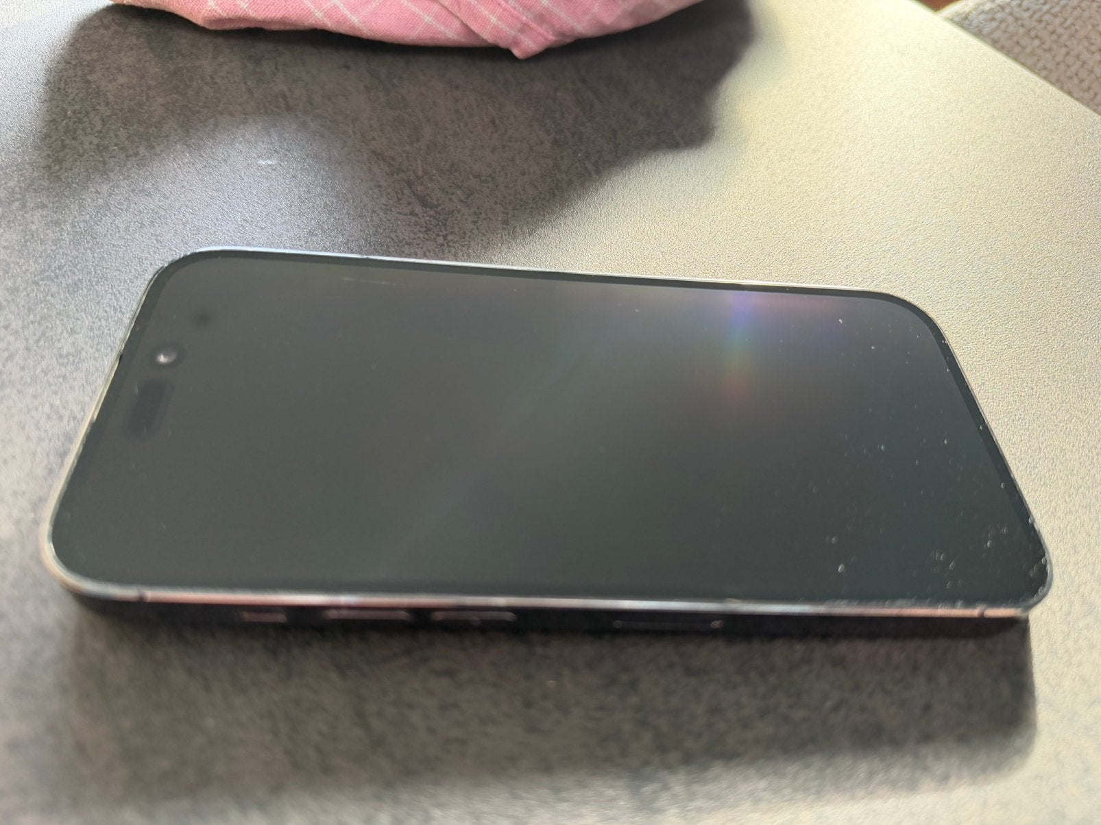 Iphone 14 Pro 128 gb capacité de batterie neuve :99 %, Télécoms, 99 %, Enlèvement ou Envoi, Comme neuf, Sans abonnement
