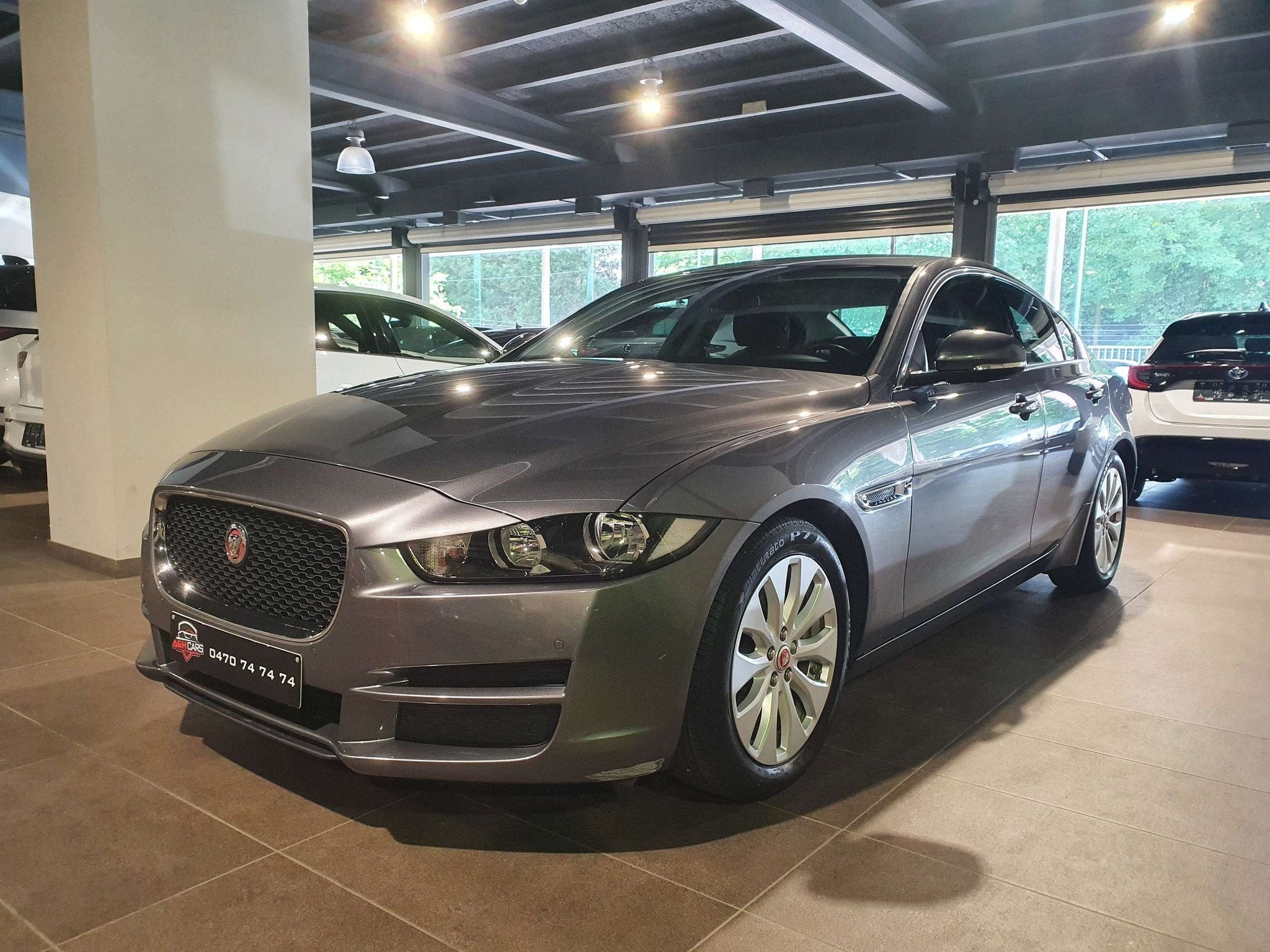 Jaguar XE 2.0 D E-prestige (bj 2017, automaat), Auto's, Automaat, 4 deurs, Achterwielaandrijving, Gebruikt