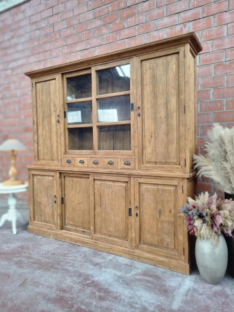 Buffet/vitrine en teck LIVRAISON GRATUITE, Teck, 25 à 50 cm, 200 cm ou plus, Avec tablette(s)