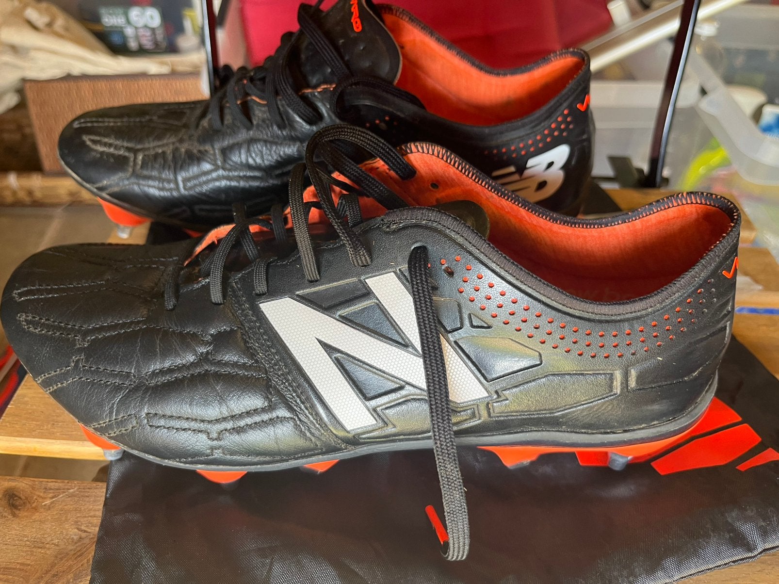 New Balance Visaro Pro K-Leather FG/SG maat 42,5 – Topmodel, Ophalen, Zo goed als nieuw, Schoenen