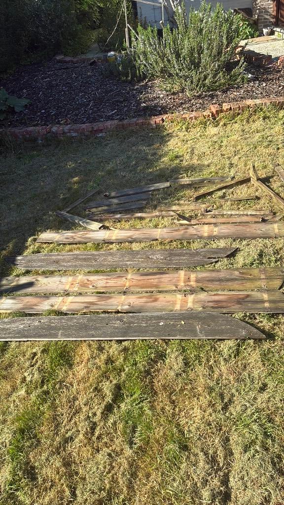 [DON] Lot de bois de récupération / planches (Gratuit), Enlèvement
