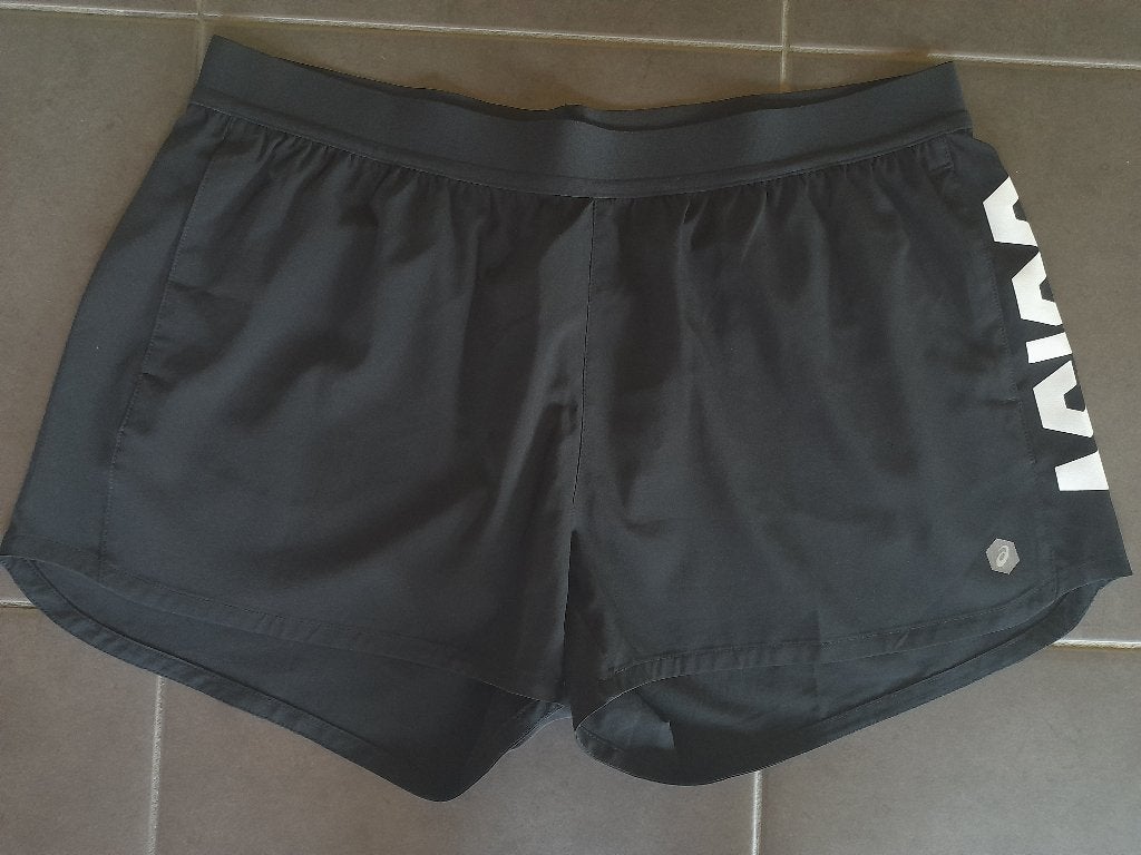 Asics D1 short maat XL, Zwart, Maat 46/48 (XL) of groter, Ophalen of Verzenden, Zo goed als nieuw