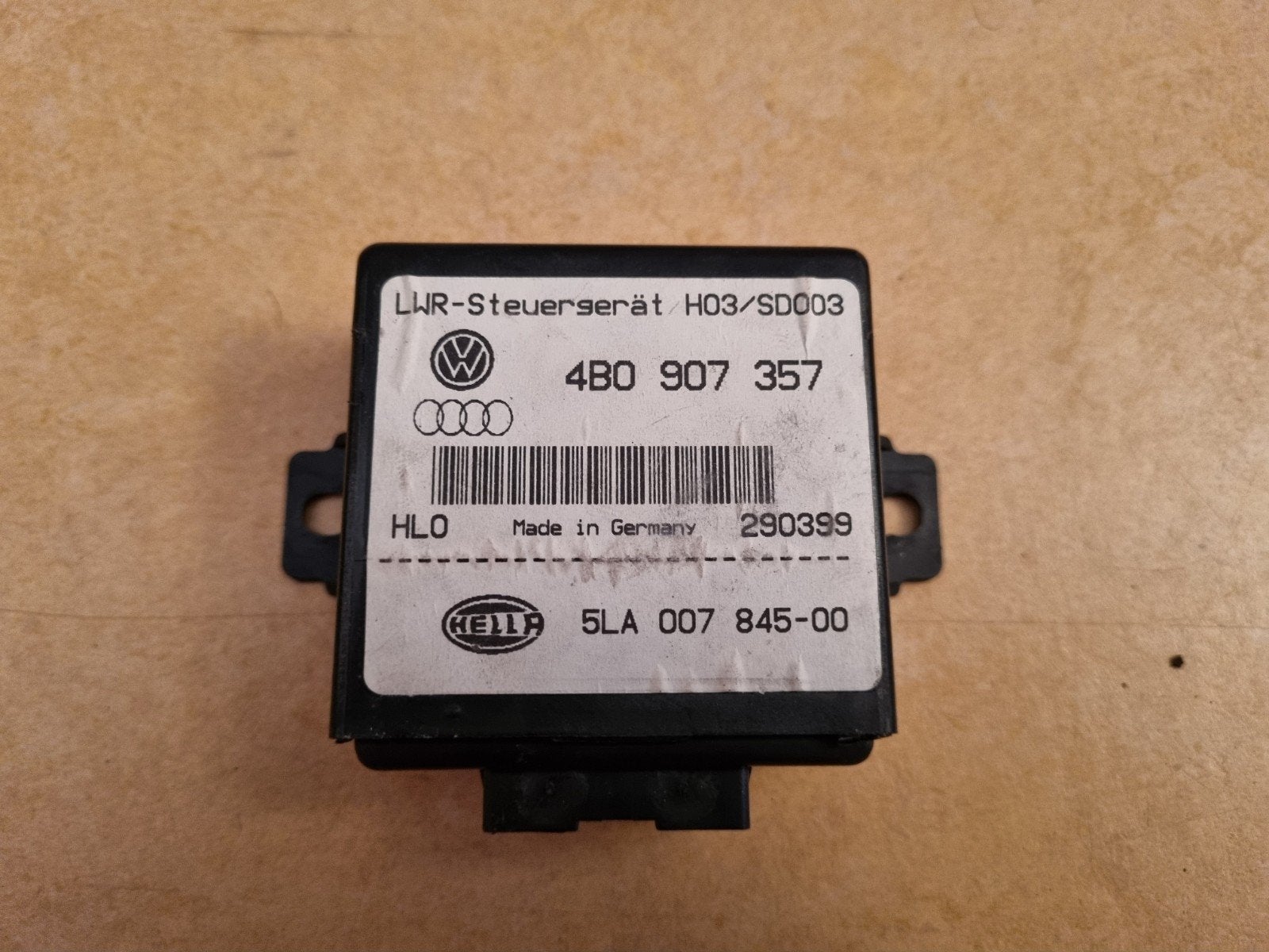 Audi S3/S4/S6 Xenon hoogteregelaar te koop!, Ophalen of Verzenden, Audi