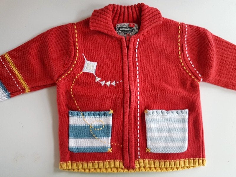 CATIMINI - Joli gilet orange/jaune - T.18 mois, Kinderen en Baby's, Catimini, Gebruikt, Ophalen of Verzenden, Truitje of Vestje
