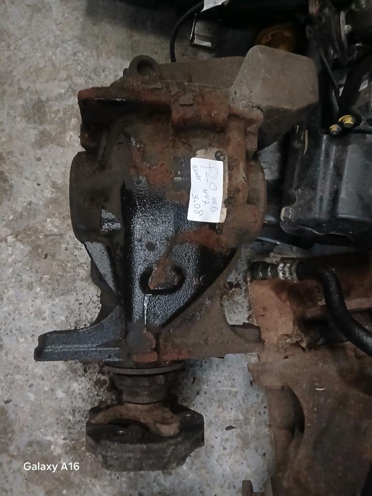 Achteras BMW series 1 f20 f21 referentie 7599466 03 E27091, BMW
