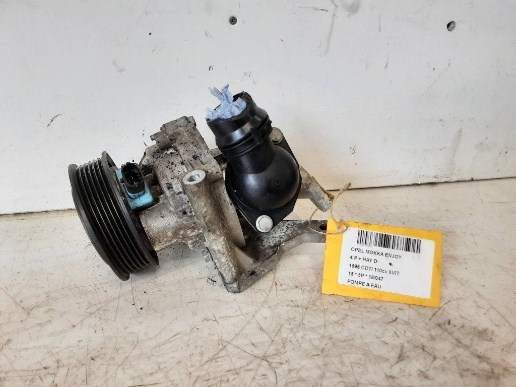 POMPE A EAU Opel Mokka / Mokka X (55484530), Utilisé, Opel