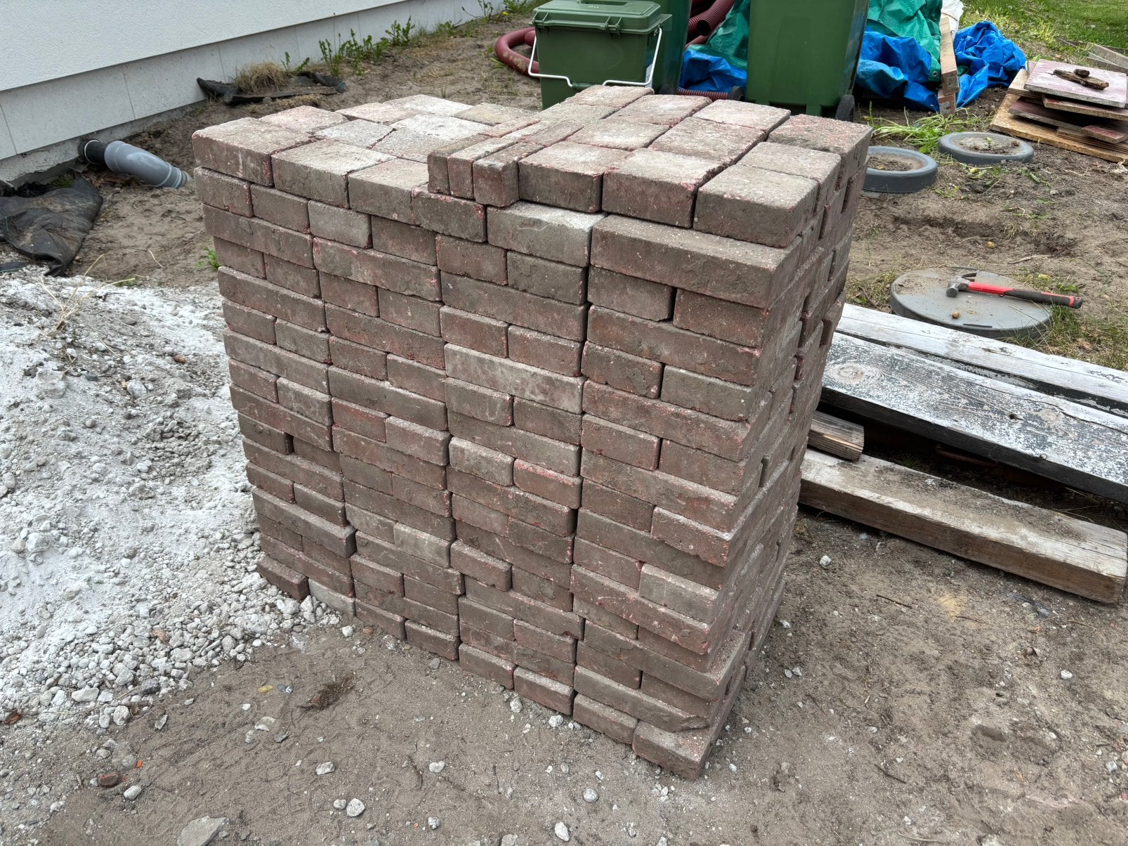 GRATIS - beton klinkers, Jardin & Terrasse, Enlèvement, Utilisé, Béton, Briques