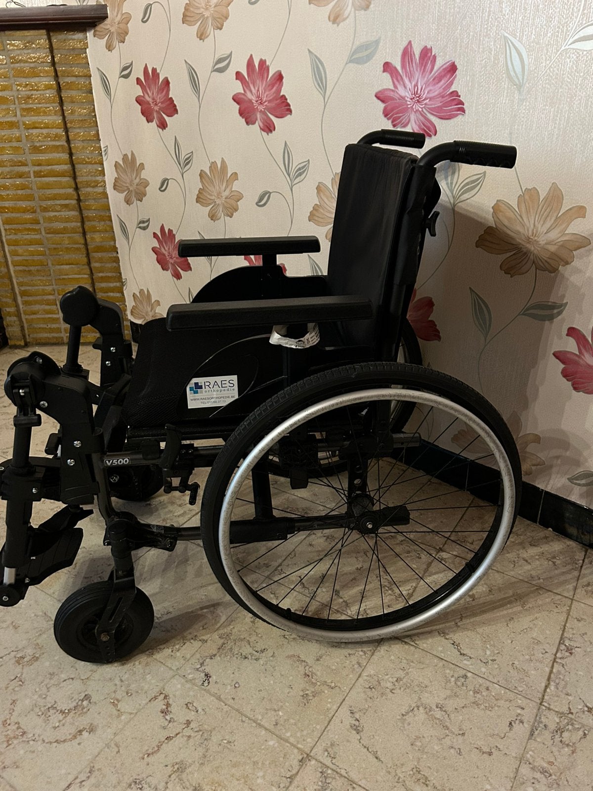 Chaise roulante. Parfait etat, Enlèvement, Comme neuf