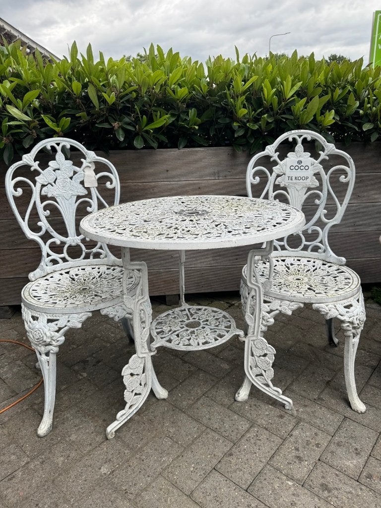 Mooi zeldzaam antiek wit bistrosetje tafel 2 stoelen, Ophalen