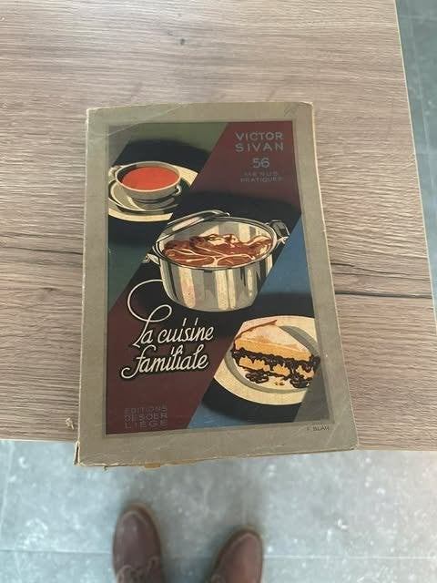 la cuisine familiale Victor Sivan Liège | Designer Editions, Livres, Enlèvement ou Envoi, Plat principal, Victor Sivan, Utilisé