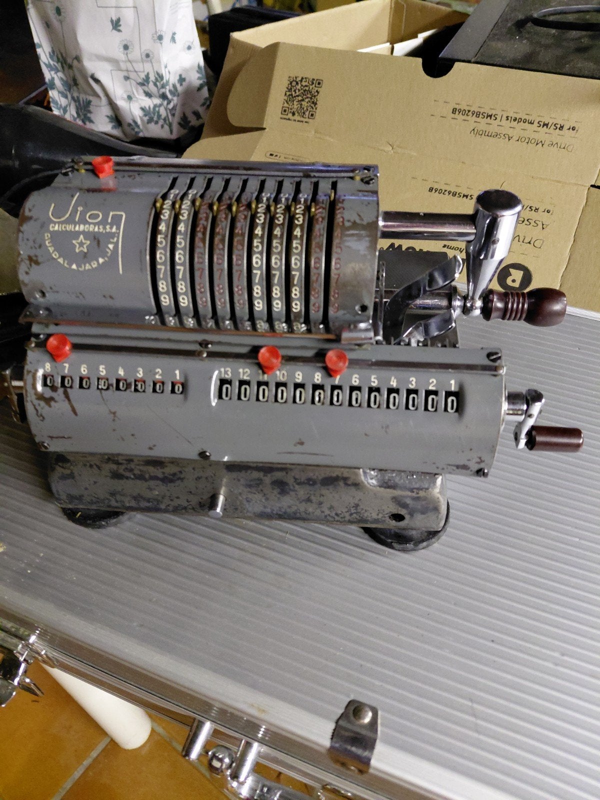 Rekenmachine 100 jaar oud, Antiek en Kunst, Ophalen