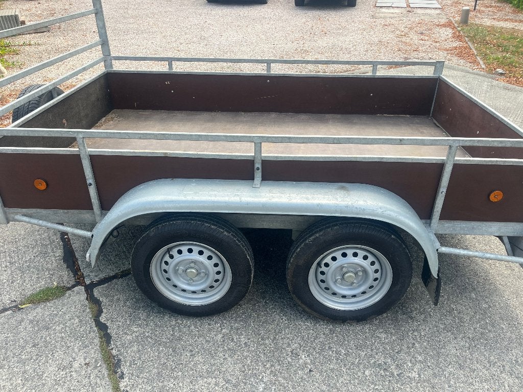 Ongeremde aanhangwagen tot 750 kg en 250 cm x 150 cm, Ophalen