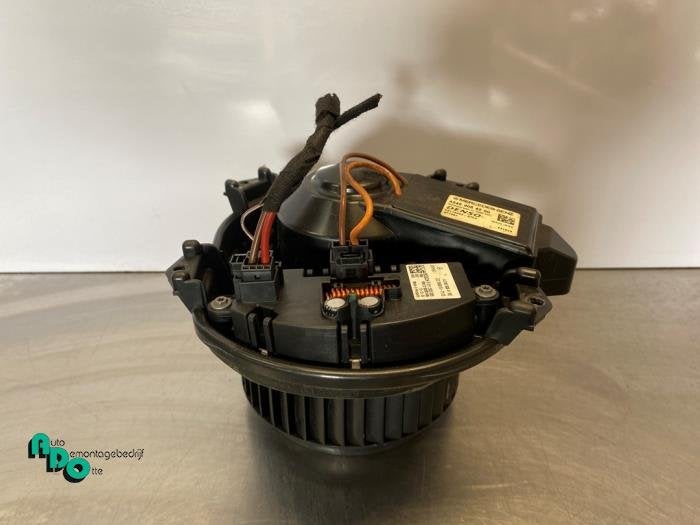 Kachel Ventilatiemotor van een Mercedes A-Klasse (A-Klasse 1, Gebruikt, -, Ophalen of Verzenden, -