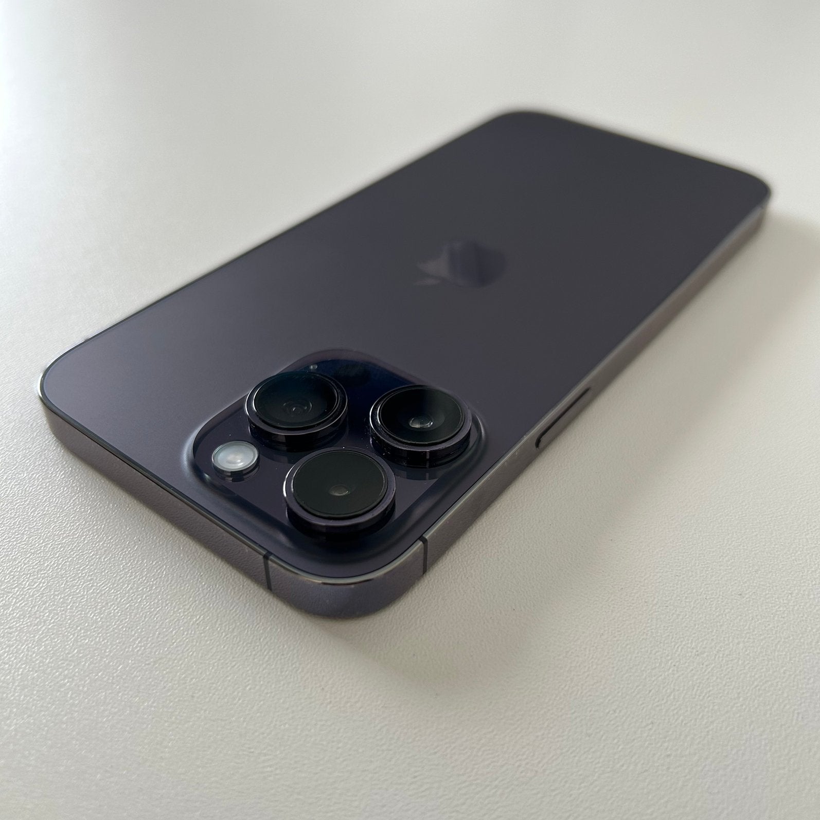 iPhone 14 Pro Max parfait état avec boite et facture, Télécoms, 80 %, 128 GB, Comme neuf, Enlèvement