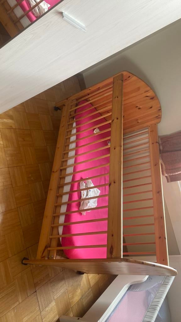 Babybed, Sport en Fitness, Sauna, Ophalen, Zo goed als nieuw